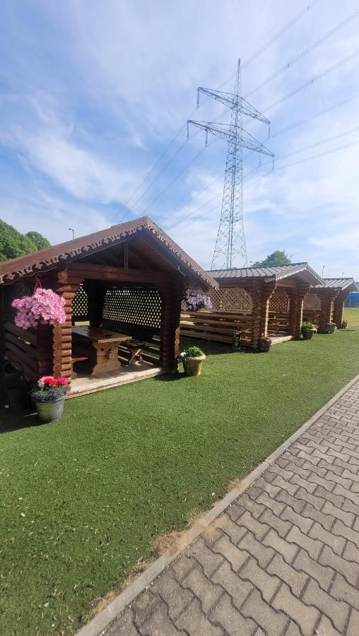 Drei Baeren Inn Aichach Dış mekan fotoğraf