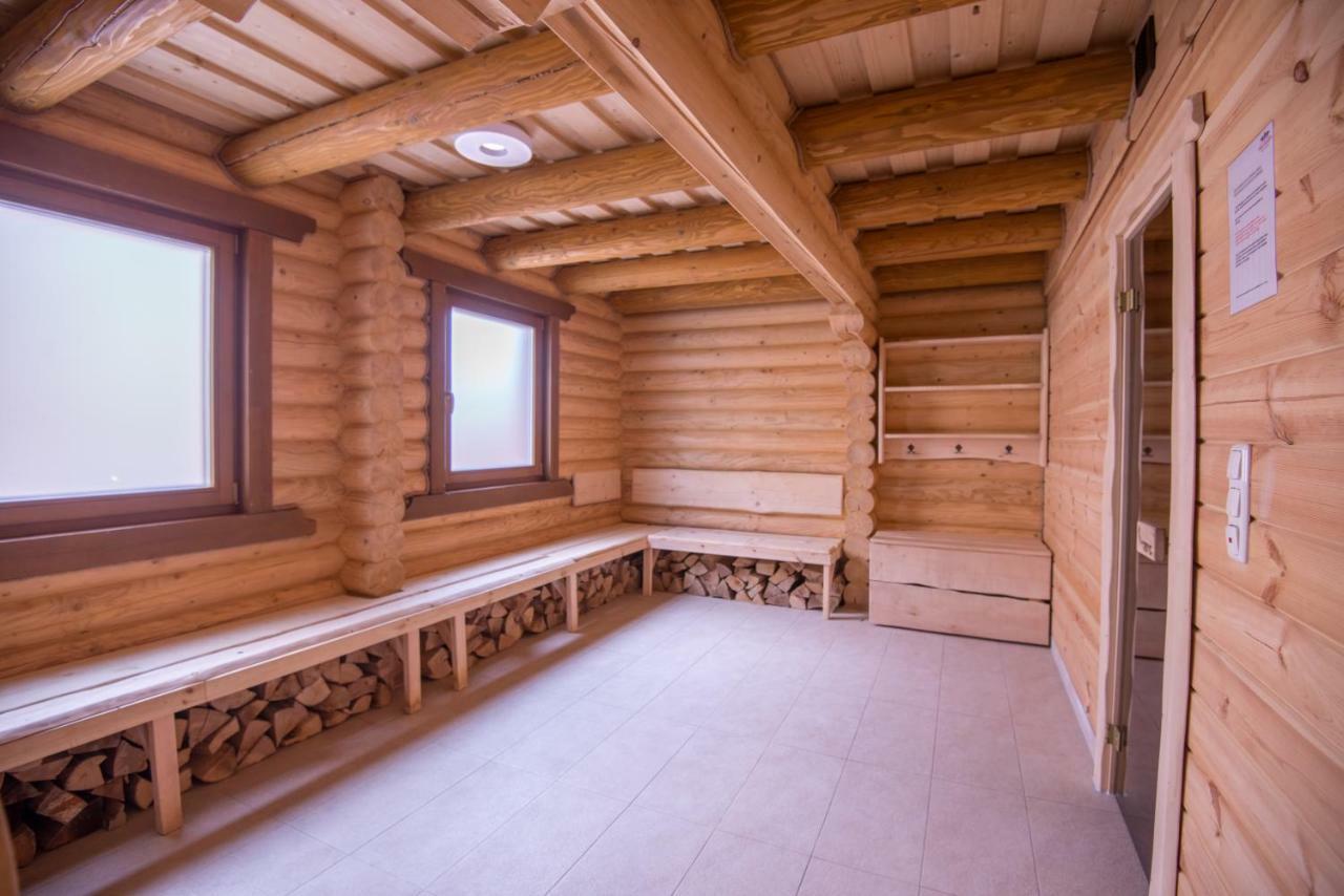 Drei Baeren Inn Aichach Dış mekan fotoğraf